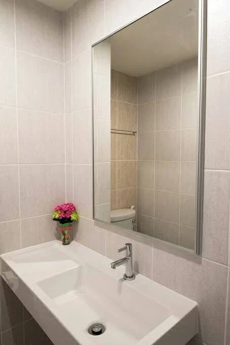 Condo for rent, Lumpini Mix Theparak - Srinakarin. The unit is partitioned into separate, clearly defined zones. Great price! Book now!