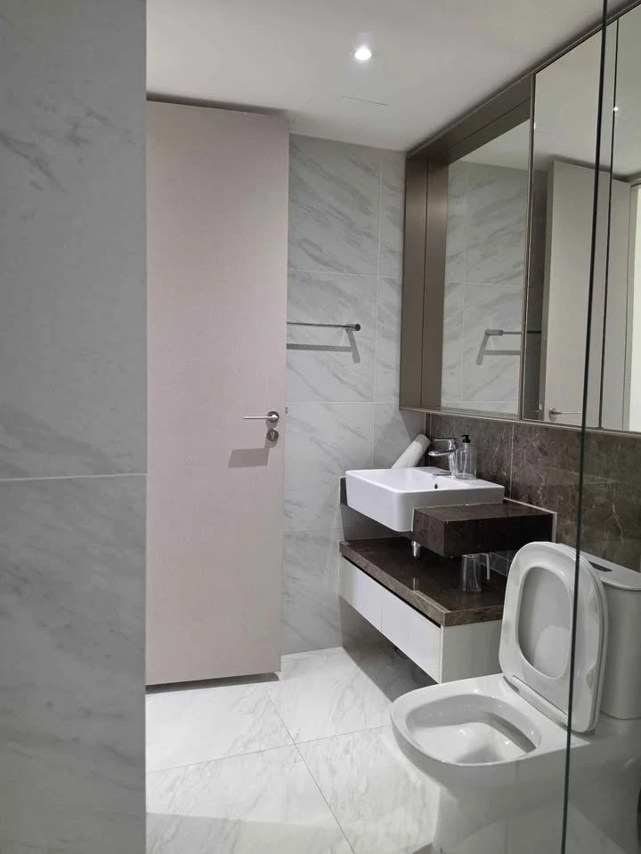 Luxury condo in the heart of Asoke, FYNN Asoke (Sukhumvit 10).