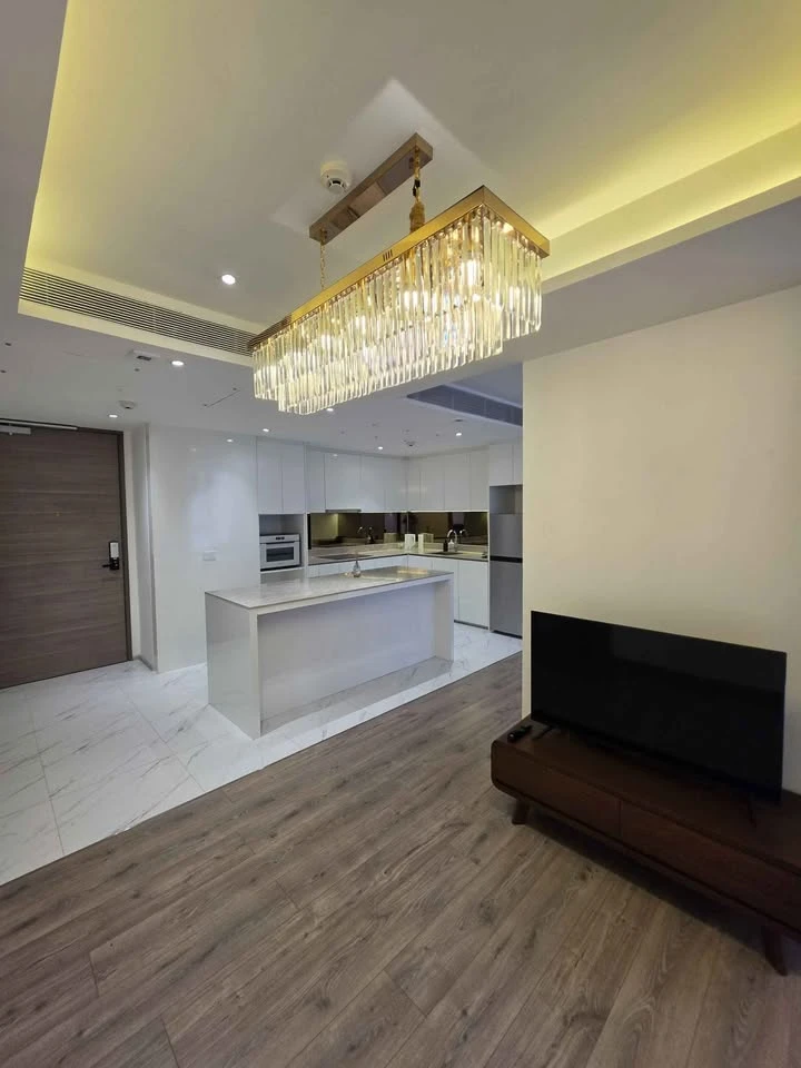Luxury condo in the heart of Asoke, FYNN Asoke (Sukhumvit 10).