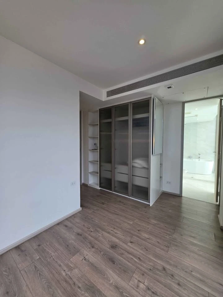 Luxury condo in the heart of Asoke, FYNN Asoke (Sukhumvit 10).