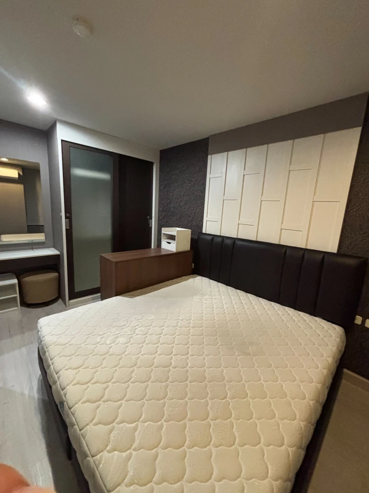 Condo for rent, Baan Navatara, ready to move in, fully furnished, appliances included, just bring your bags and move in. Don't miss out!