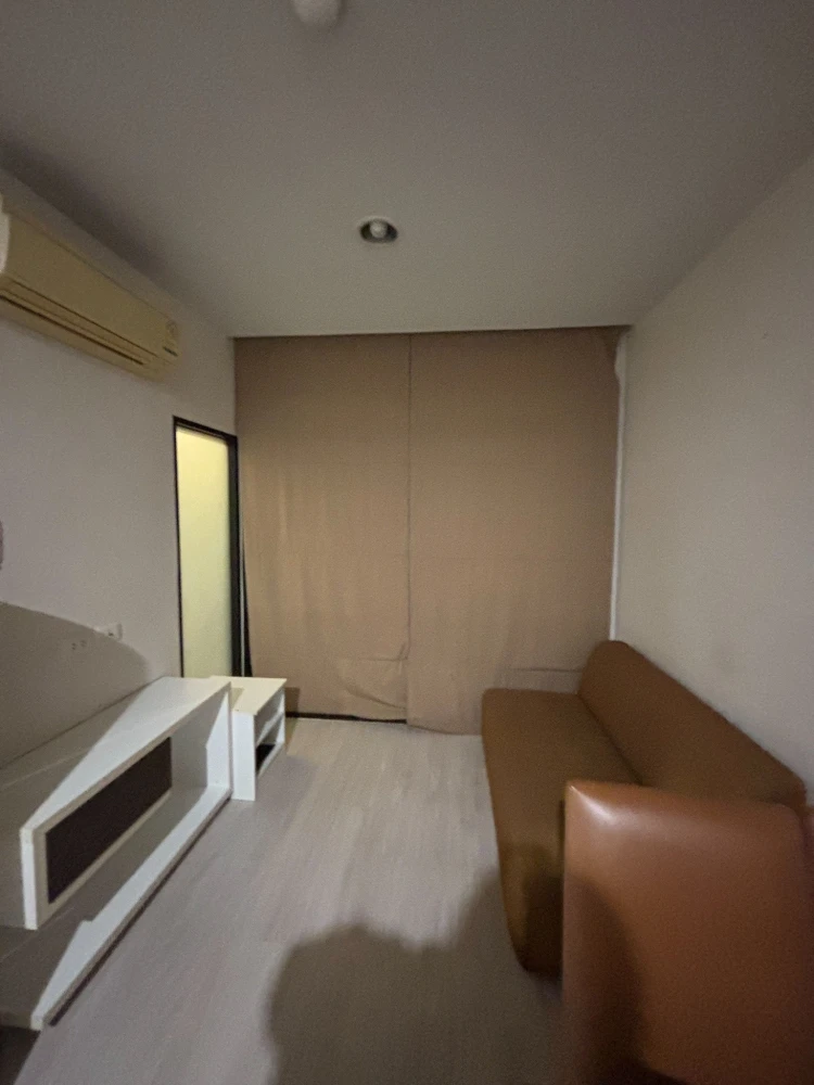 Condo for rent, Baan Navatara, ready to move in, fully furnished, appliances included, just bring your bags and move in. Don't miss out!