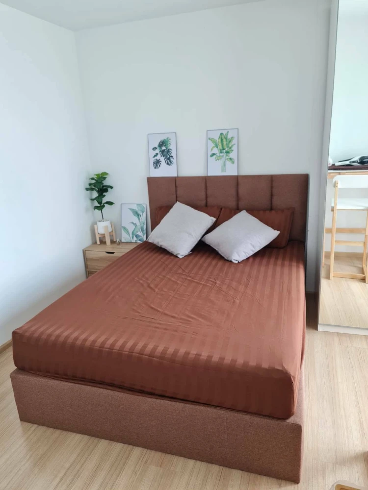 Condo for rent THE BASE Rama 9-Ramkhamhaeng, ready to move in, complete here, just come with your belongings and you can move in.