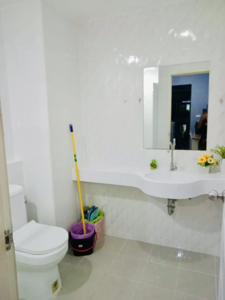 Condo for rent at J Condo Sathorn-Kanlapaphruek. Separate rooms with clear zones. Affordable price. Hurry and reserve now!