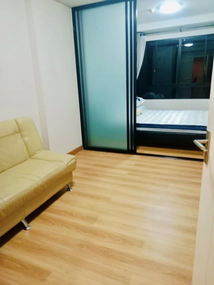 Condo for rent at J Condo Sathorn-Kanlapaphruek. Separate rooms with clear zones. Affordable price. Hurry and reserve now!