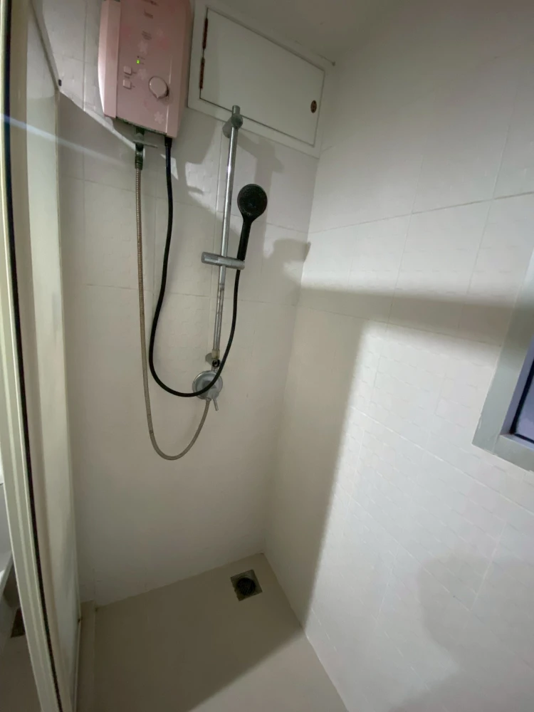 Condo for rent: The Kris 5 Ratchada 17. Spacious room, lots of usable space, fully furnished and equipped with appliances. Come reserve now, don't mis