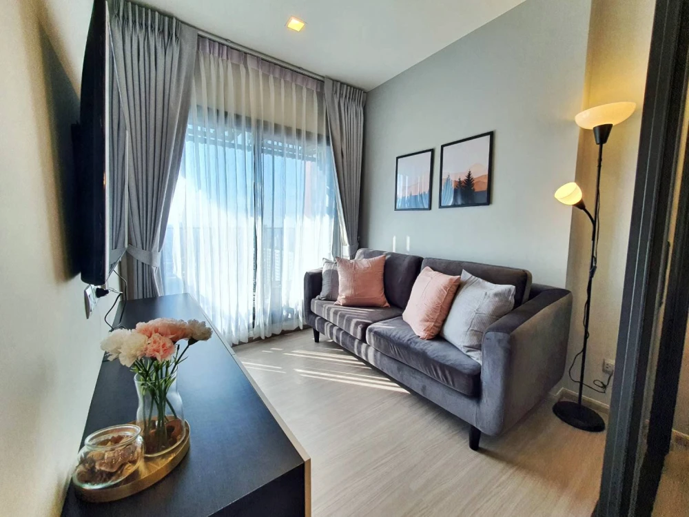Condo for rent, Life Asoke-Hype, beautifully decorated room, 36th floor, high view, full facilities, book now, don't miss out!