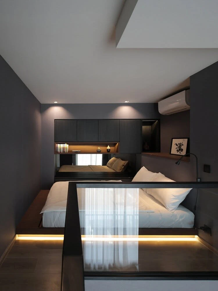 OMG, this room is incredibly beautiful! For Sale/Rent at The Reserve Phahol-Pradipat. Built-in bed, stylish and chic. Grab it now!