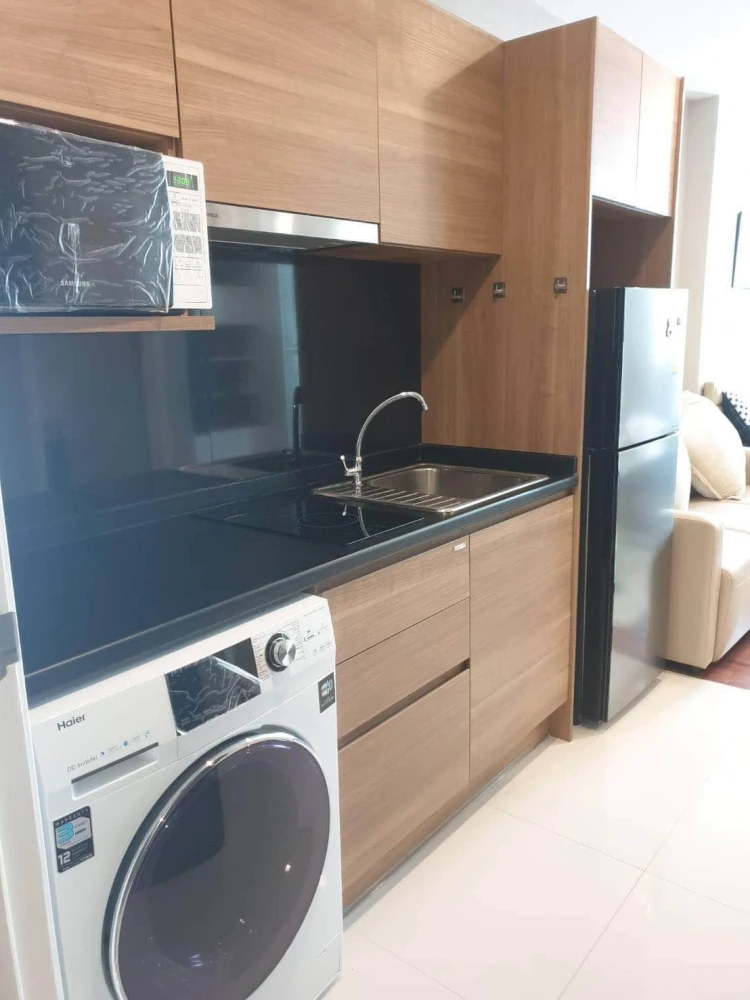 express!! Condo for rent, The Metropolis, next to BTS, high floor, beautiful view, fully furnished, ready to be slow !!