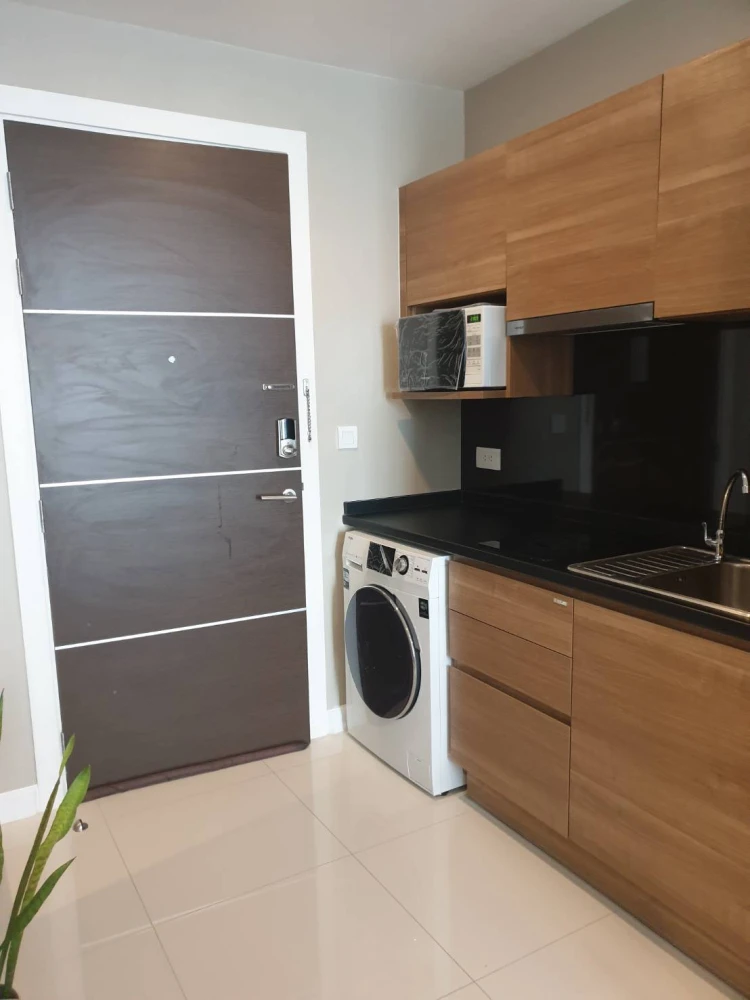 express!! Condo for rent, The Metropolis, next to BTS, high floor, beautiful view, fully furnished, ready to be slow !!