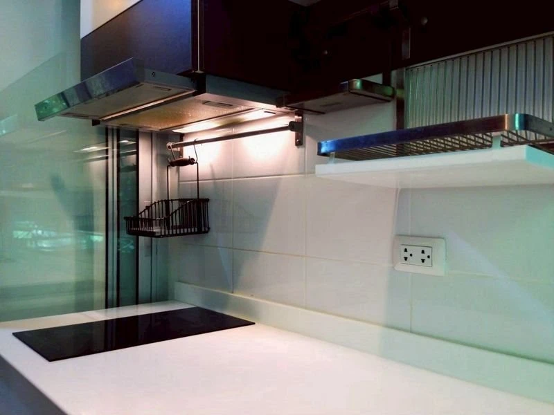 Urgent! Condo for rent at The Kris Ratchada 17, 1 bedroom, 3rd floor, garden view, fully furnished, ready to move in. Don't miss out!