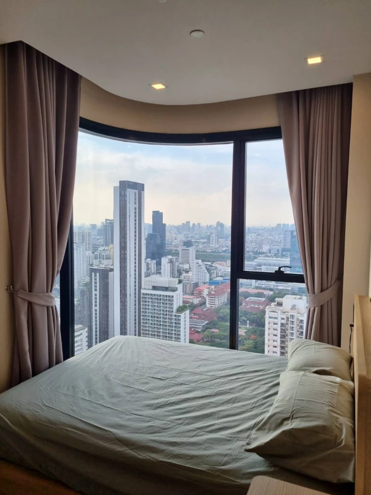 express!! Condo for rent, Ashton Asoke, good location, near the train, ready to move in If you miss it, you will regret it !!
