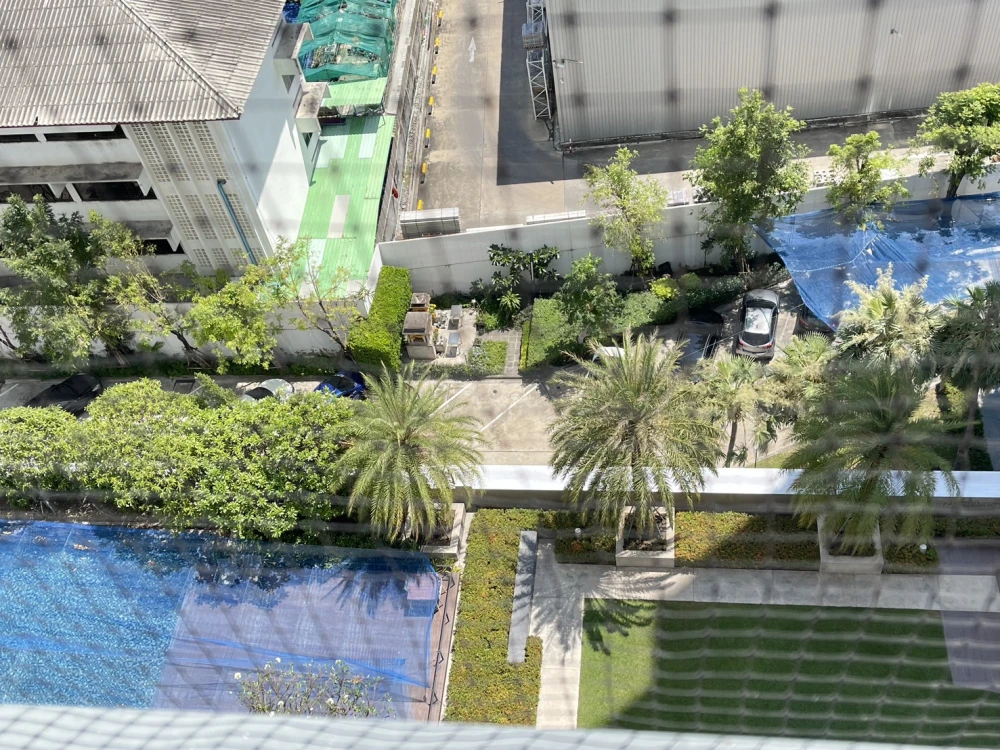 Urgent for rent!! Condo The Key Chaengwattana, 2 bedrooms, 2 bathrooms, very beautiful room, pool view, very beautiful!!!