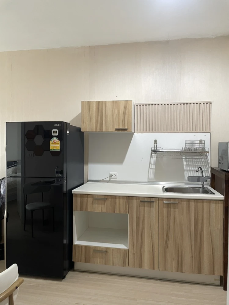 Urgent. Corner room, garden view. Not blocking the view. Simple but very luxurious room decoration. Sell / rent the privacy rewadee.