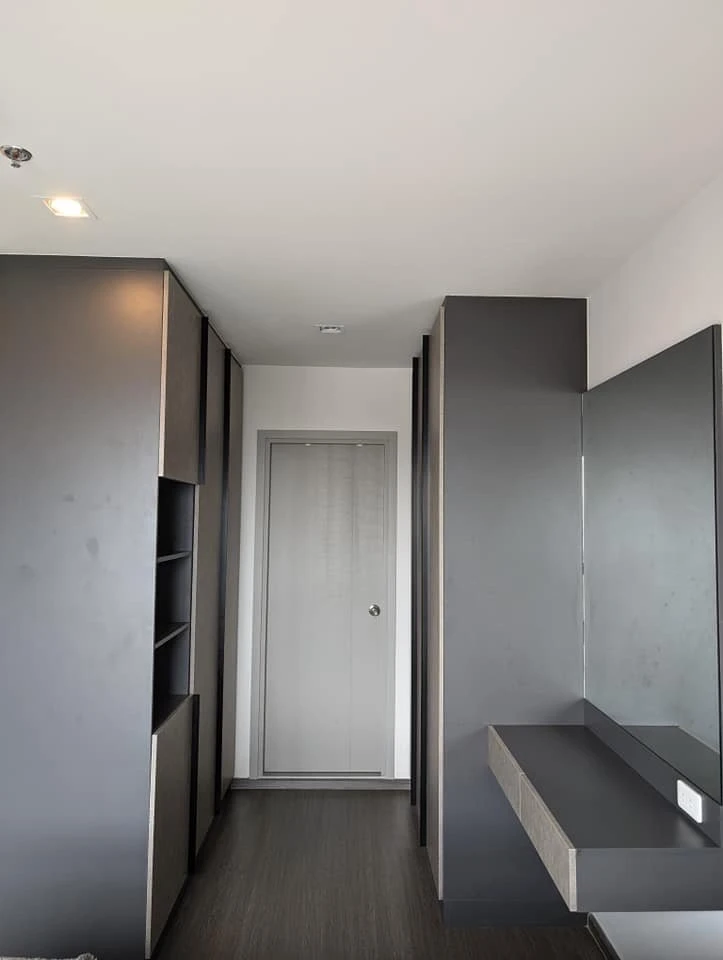 For sale or rent: Ideo Phahonyothin-Chatuchak condo, ready to move in, fully furnished with appliances. Just bring your personal belongings.