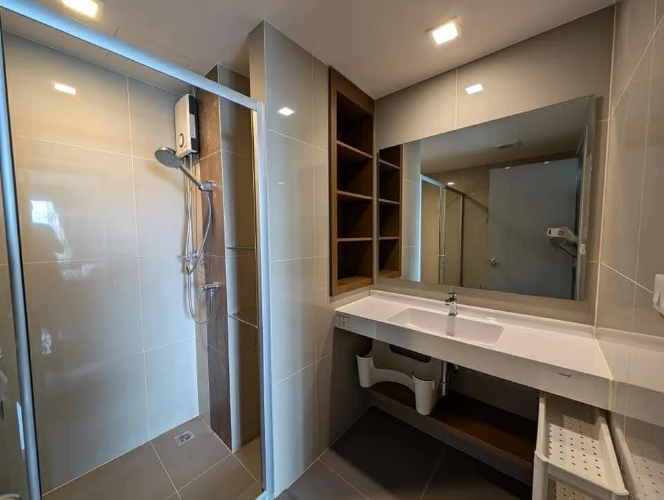 For sale or rent: Ideo Phahonyothin-Chatuchak condo, ready to move in, fully furnished with appliances. Just bring your personal belongings.