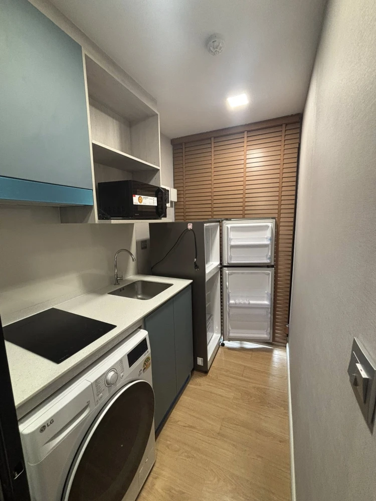 For rent Atmoz Kanaal Rangsit, bright room, separated. Comes with amenities You can't miss it.