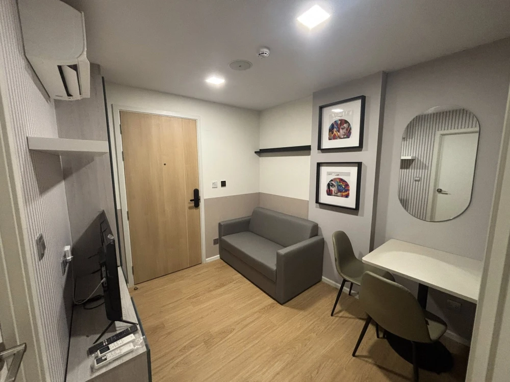For rent Atmoz Kanaal Rangsit, bright room, separated. Comes with amenities You can't miss it.