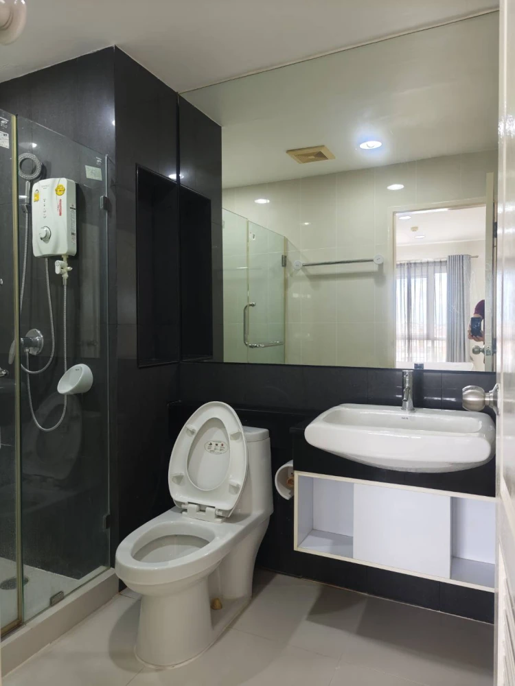 Bangkok Horizon Ratchada-Thaphra for rent. Beautiful room, ready to move in, luxurious decoration, looks expensive, but the price is cheap. Rent it now.