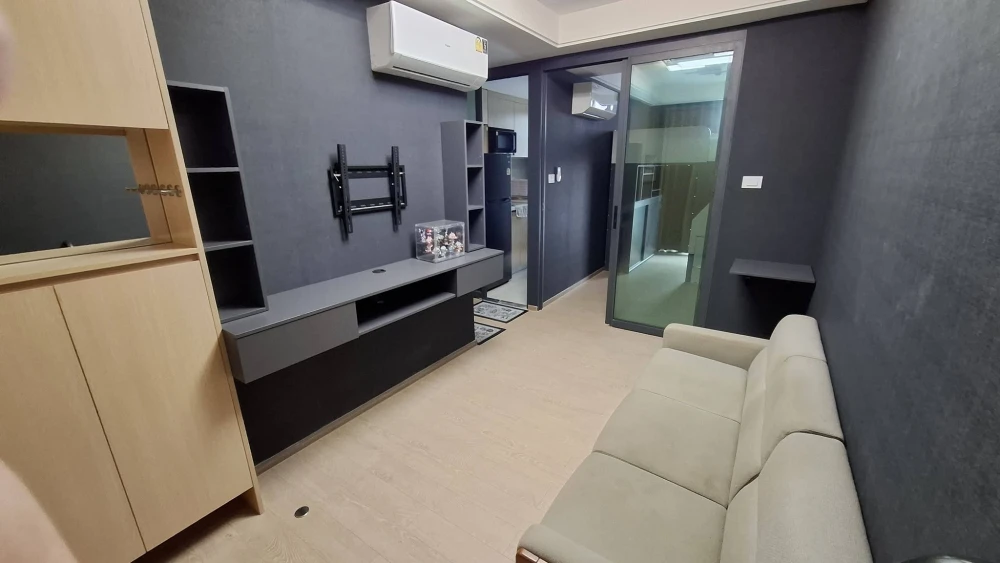 ปล่อยเช่า Condo Regal Srinakarin 40 ห้องพร้อมอยู่ เฟอร์ เครื่องใช้ไฟฟ้าครบครัน ราคาไม่แรง มาจองได้แล้ววันนี้