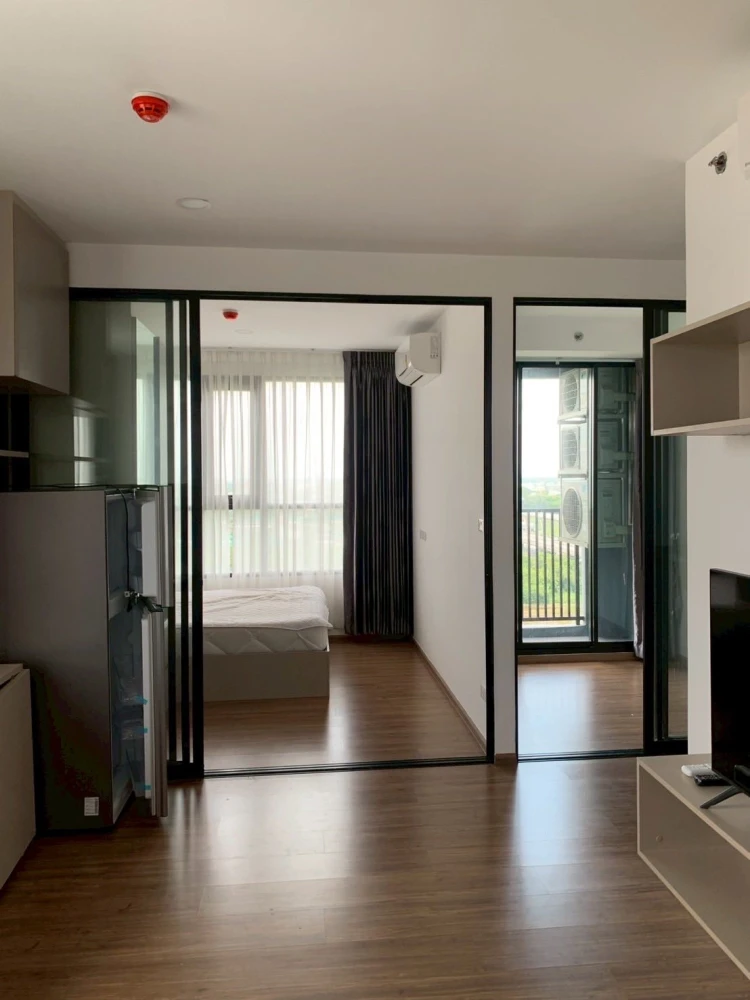 Condo for rent at The Origin Ram 209 Interchange. The unit is partitioned into separate, clearly defined zones. Great price! Book now!