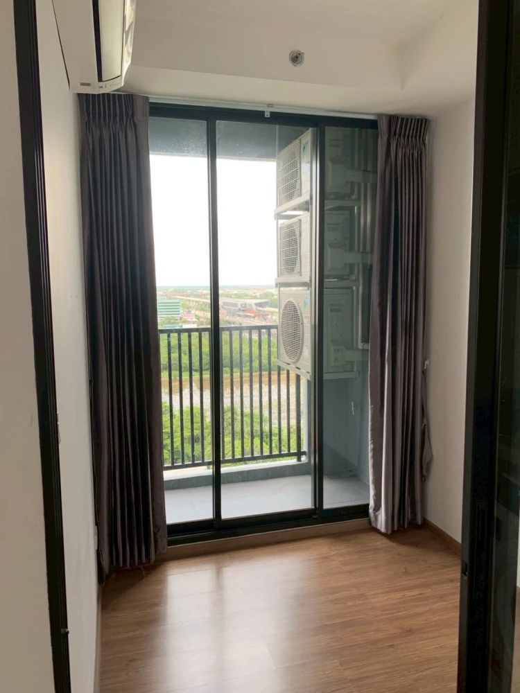 Condo for rent at The Origin Ram 209 Interchange. The unit is partitioned into separate, clearly defined zones. Great price! Book now!