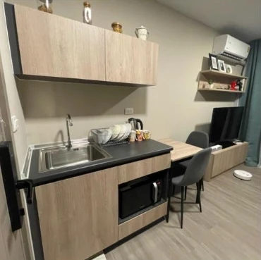For rent: D Condo Hideaway, ready to move in, complete in one place, just drag your bags and move in.
