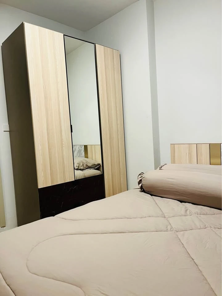 For rent Feel Condo Lat Phrao 122, a nice room, complete with furniture and electrical appliances. If you don't reserve, you'll regret it later.
