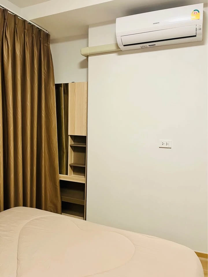 For rent Feel Condo Lat Phrao 122, a nice room, complete with furniture and electrical appliances. If you don't reserve, you'll regret it later.