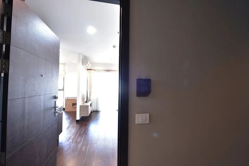 Rent ideo q phayathai, 1 bedroom unit, size 50 sq m, corner room