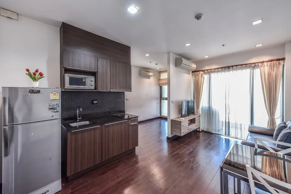 Rent ideo q phayathai, 1 bedroom unit, size 50 sq m, corner room