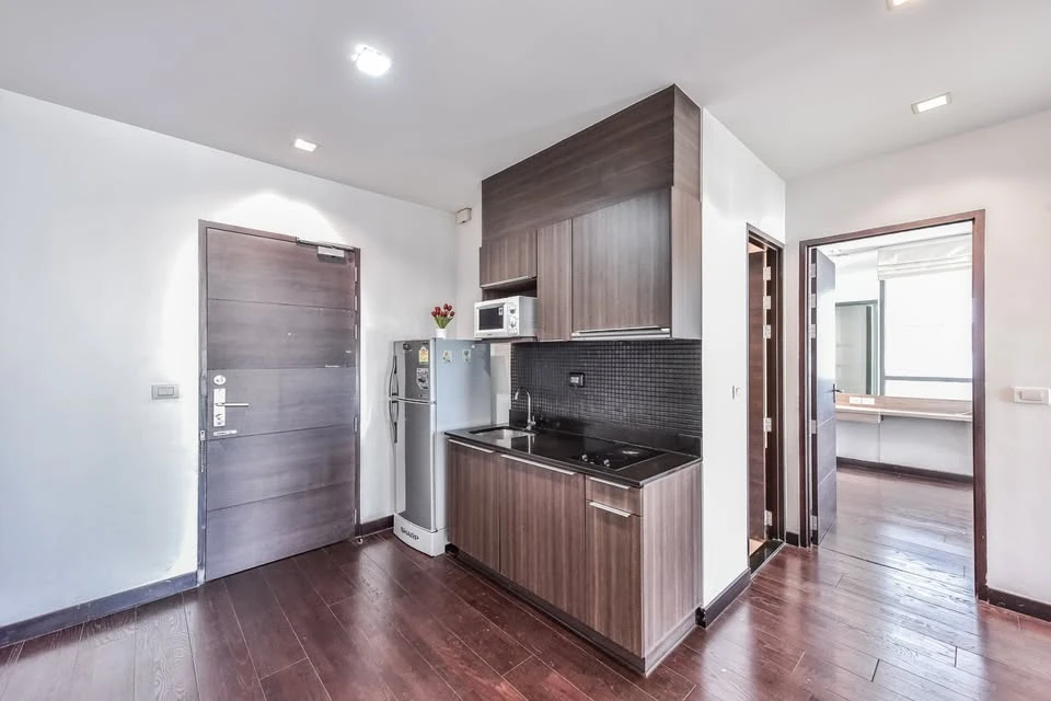 Rent ideo q phayathai, 1 bedroom unit, size 50 sq m, corner room