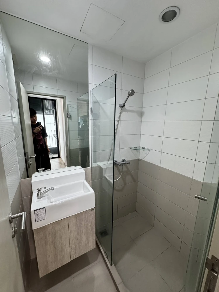 For Rent: IDEO Q Chula-Samyan. Move-in ready unit—fully furnished and equipped with all appliances. Great price—book now before it's gone!