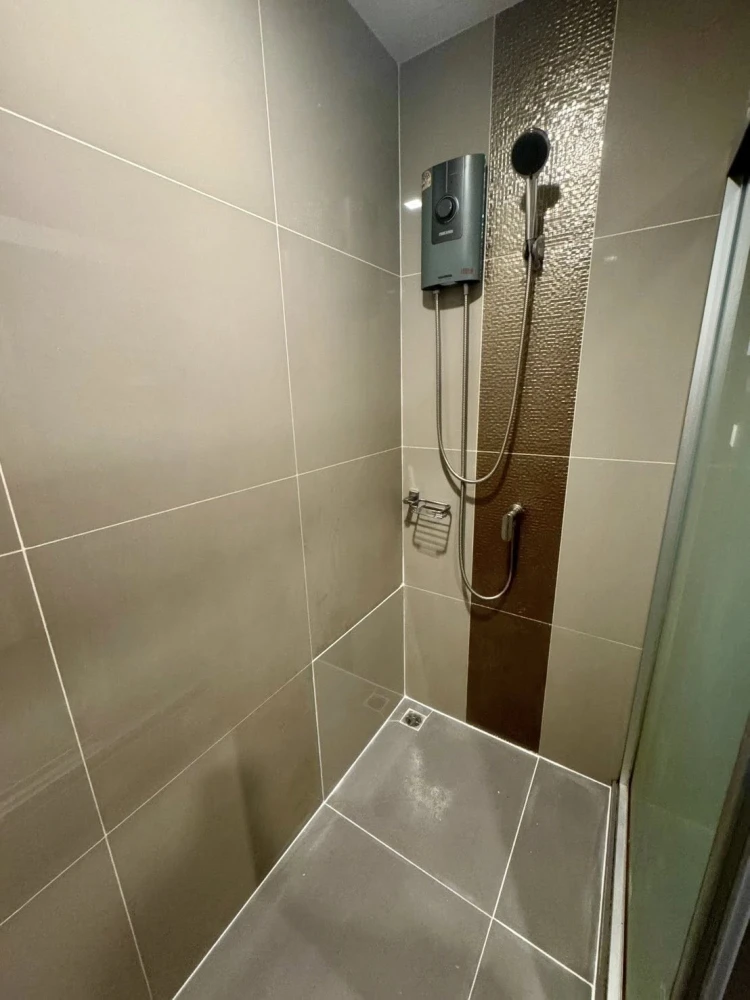 Ready-to-move-in IDEO Rama 9 - Asoke condo for rent. Fully furnished. Just bring your belongings and move in!