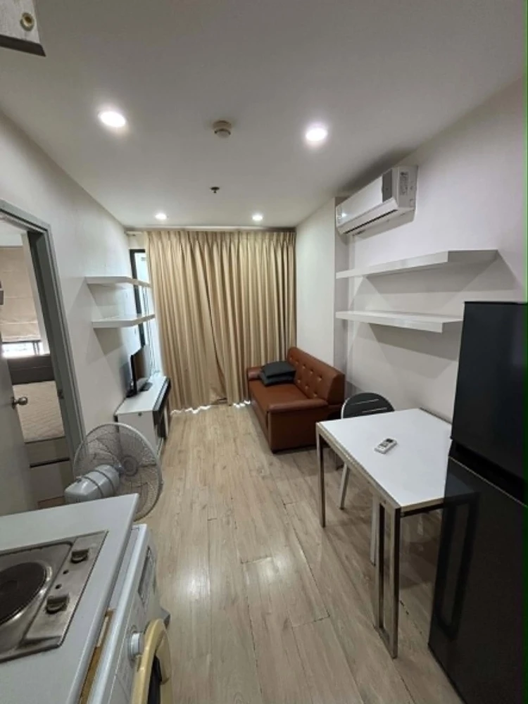 Condo for rent at IDEO SATHORN THAPRA. Fully furnished and equipped with appliances. Just bring your personal belongings and move in!
