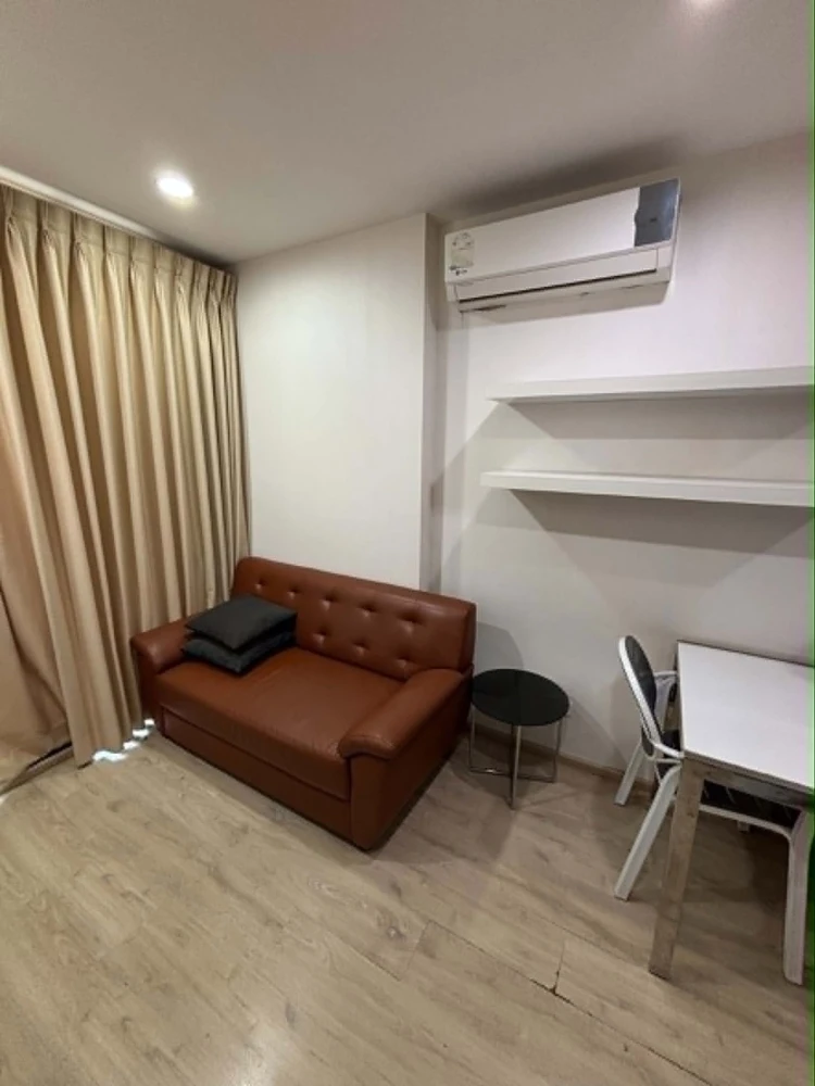 Condo for rent at IDEO SATHORN THAPRA. Fully furnished and equipped with appliances. Just bring your personal belongings and move in!