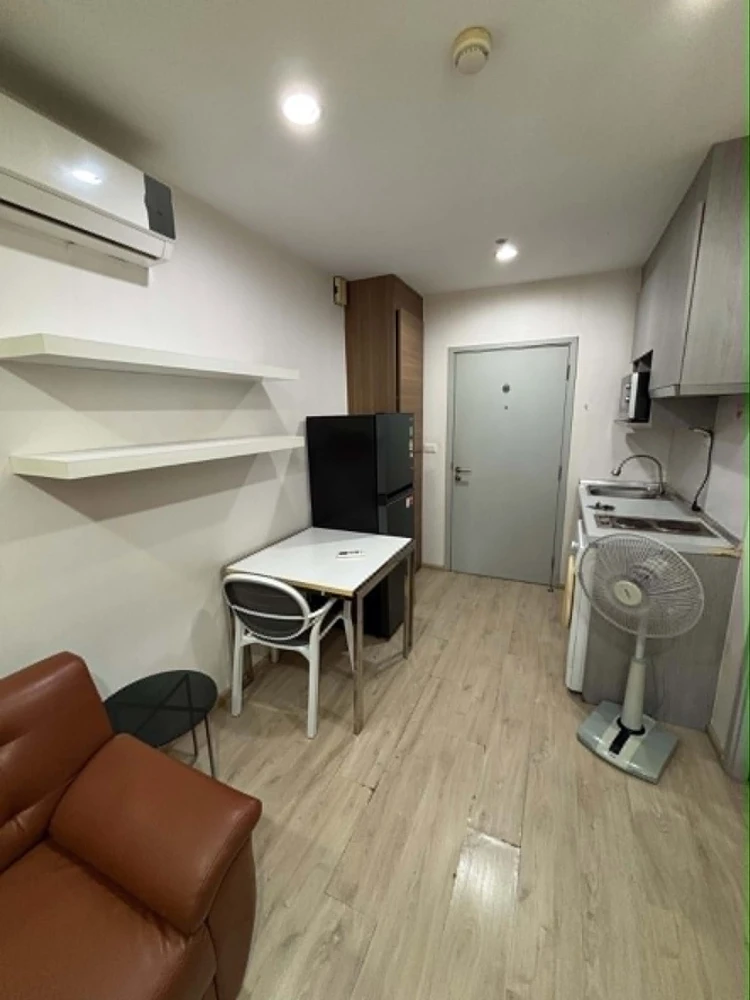 Condo for rent at IDEO SATHORN THAPRA. Fully furnished and equipped with appliances. Just bring your personal belongings and move in!