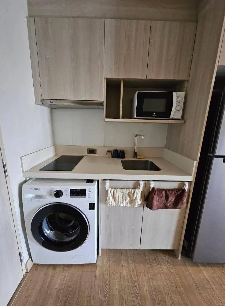 For rent: Infinity One, a luxury condo next to Central Chonburi, great view, fully furnished, interested in booking now!