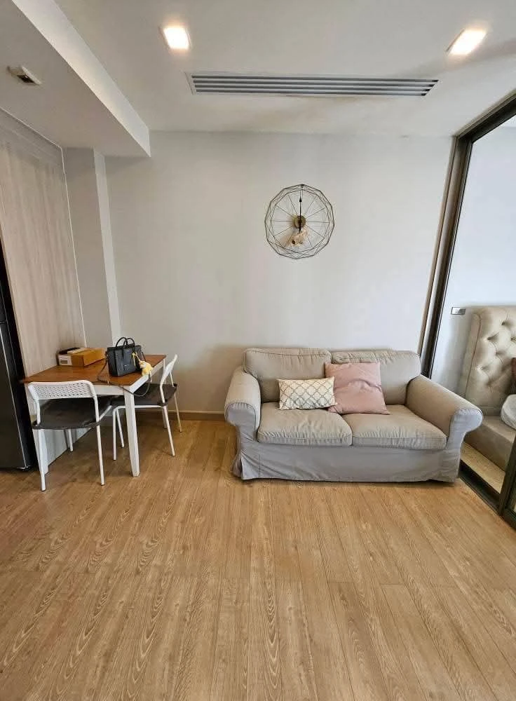 For rent: Infinity One, a luxury condo next to Central Chonburi, great view, fully furnished, interested in booking now!
