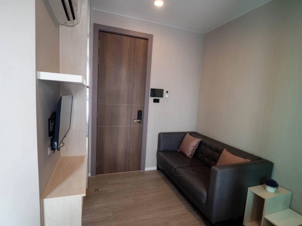 For rent: JW station Ram Intra, well-separated rooms, great price, you can't miss it!