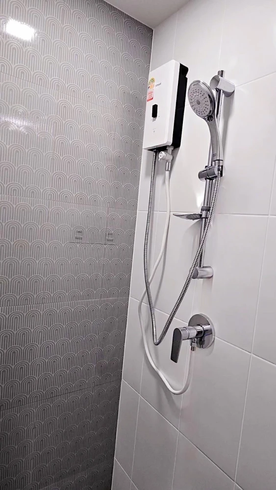 KAVE LUMINOUS BANGMOD 1 BEDROOM EXCLUSIVE unit for rent, fully furnished with appliances. Book now!
