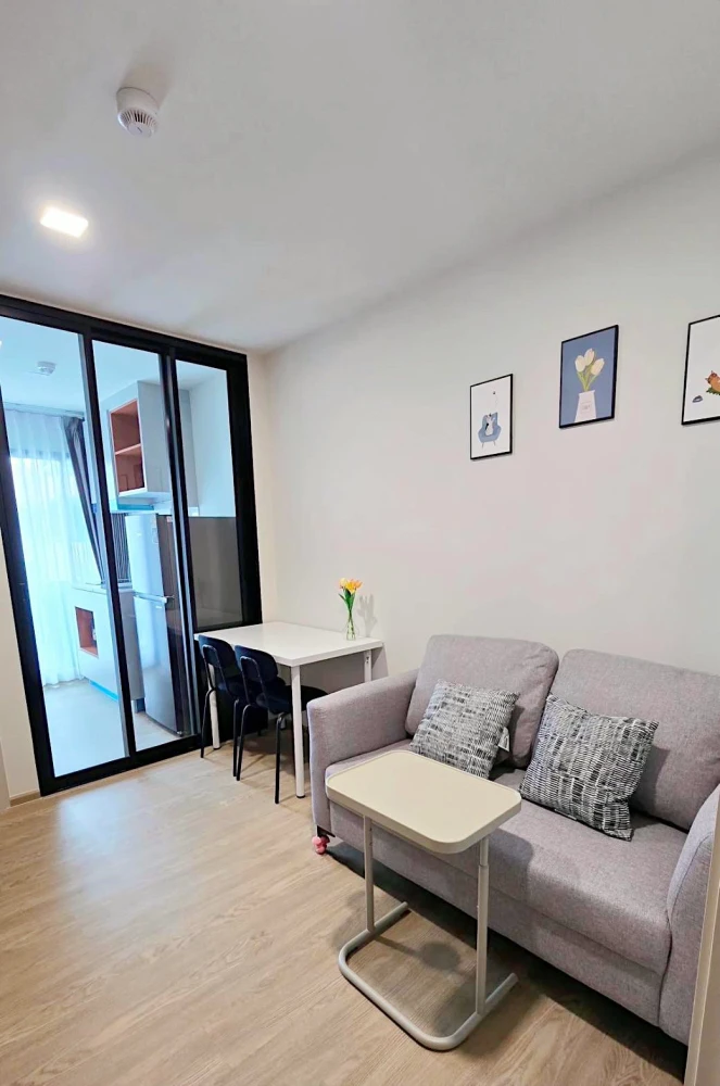 KAVE LUMINOUS BANGMOD 1 BEDROOM EXCLUSIVE unit for rent, fully furnished with appliances. Book now!