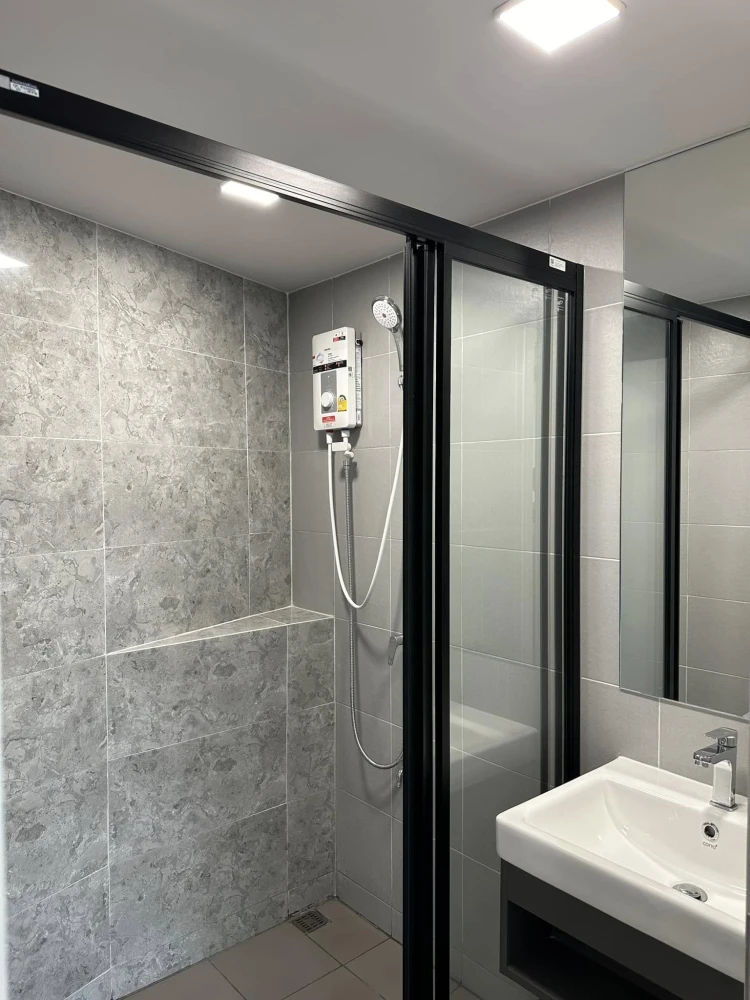 For rent, Kave town Colony, studio room, 5th floor, good height, affordable price. If you miss it, you'll regret it.