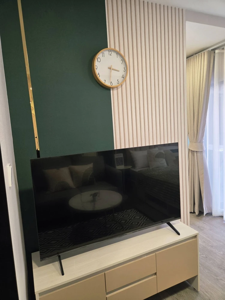 Kave Wonderland condo for rent: "Corner unit, interior view, no direct sunlight all day" (these corner units are rare!). Book now, don't wait!
