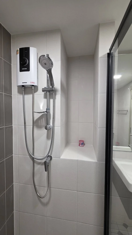Kave Wonderland condo for rent. Beautifully decorated unit with high-quality built-in furniture. Everything you need is here. Book now, don't miss out