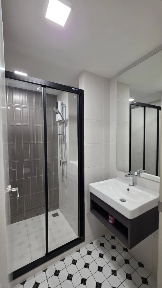 Kave Wonderland condo for rent. Beautifully decorated unit with high-quality built-in furniture. Everything you need is here. Book now, don't miss out