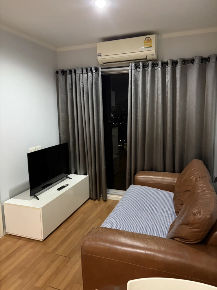 Ready-to-move-in condo for rent at Lumpini Park Rama 9–Ratchada. Fully furnished with appliances. Just bring your personal belongings and move in! Don