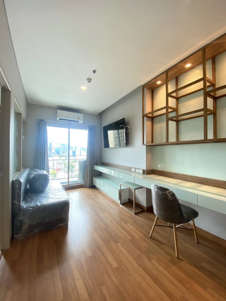 For rent Lumpini park Vibhavadi-Chatuchak, ready to move in, furniture + electrical appliances ready, good like this, book now before you miss out!!