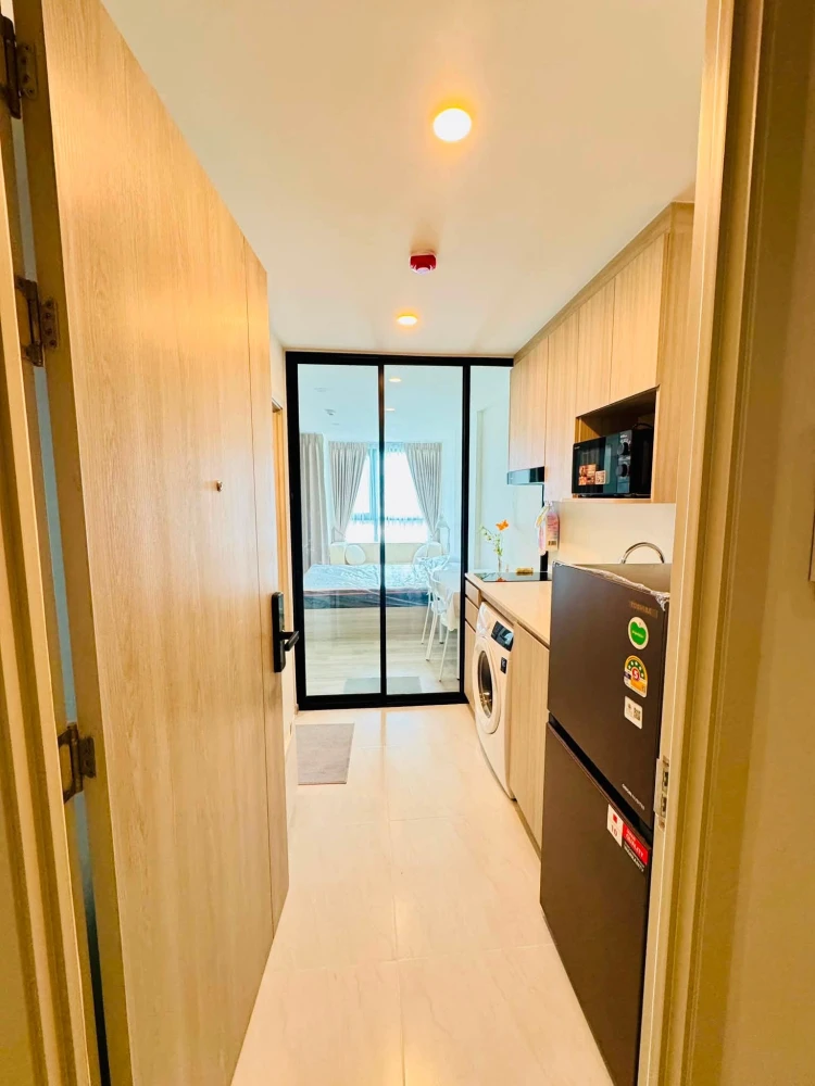 Apartment for rent at Origin Play Sriudom Station. Nice unit on the 5th floor with an unobstructed view. Quiet, peaceful, and private. Book now!