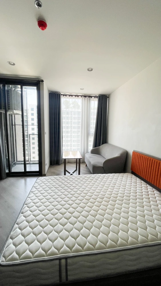 For rent: The Base Saphanmai, ready to move in, fully equipped with amenities. Just bring your belongings and move in. Don't miss out!